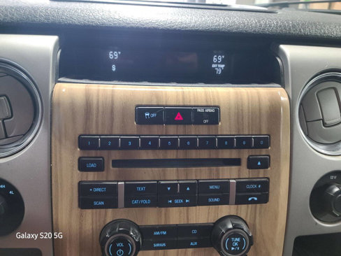 Used 2011 Ford F150 Lariat w/ Lariat Plus Pkg image 25
