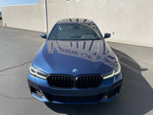 Used 2022 BMW 530e w/ M Sport Package image 2