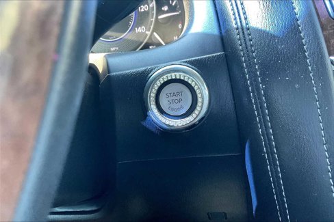 Used 2016 INFINITI QX80 Limited image 34