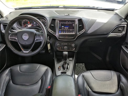 Certified 2019 Jeep Cherokee Latitude w/ Popular Appearance Group image 14