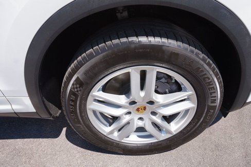 Used 2016 Porsche Cayenne image 15