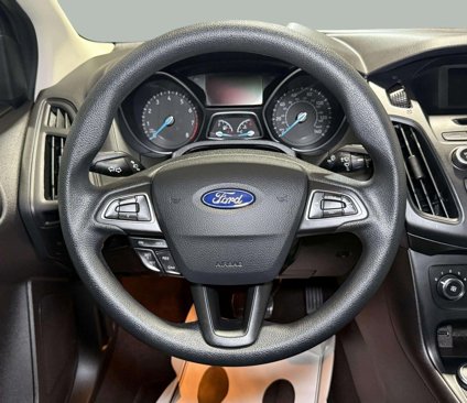Used 2017 Ford Focus SE image 17