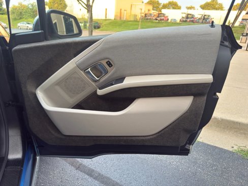 Used 2015 BMW i3 image 22