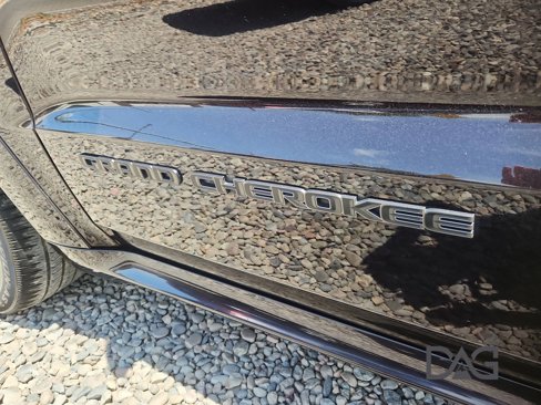 Used 2019 Jeep Grand Cherokee High Altitude image 26