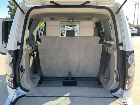Used 2014 Land Rover LR4 HSE LUX image 28