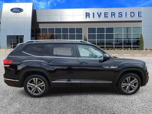 Used 2019 Volkswagen Atlas SE w/ Towing Package image 3
