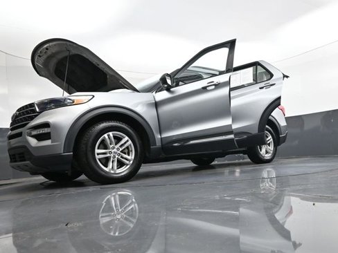 Used 2023 Ford Explorer XLT w/ Equipment Group 202A image 44