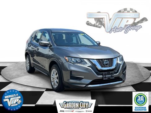 Used 2020 Nissan Rogue S image 1