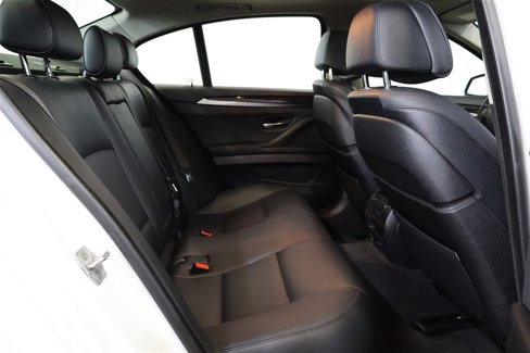 Used 2016 BMW 550i xDrive Sedan image 18