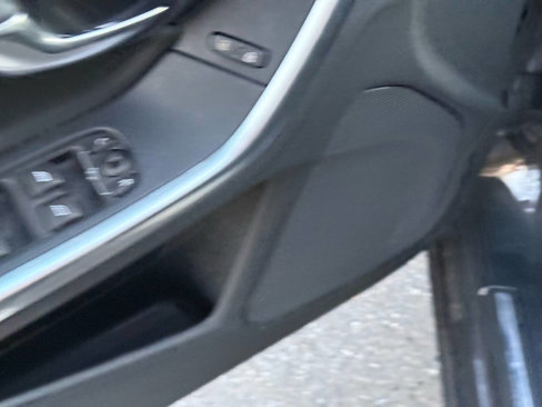 Used 2015 Volvo V60 T5 Premier image 33