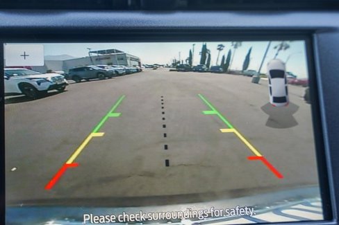 Used 2020 Ford Fusion SE image 24