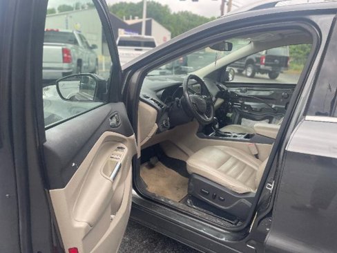 Used 2017 Ford Escape Titanium image 10
