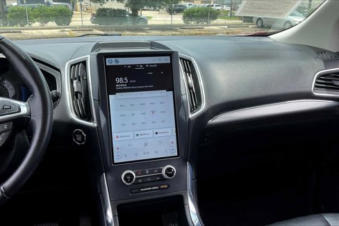 Used 2022 Ford Edge Titanium image 6