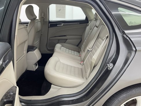 Used 2018 Ford Fusion SE image 14