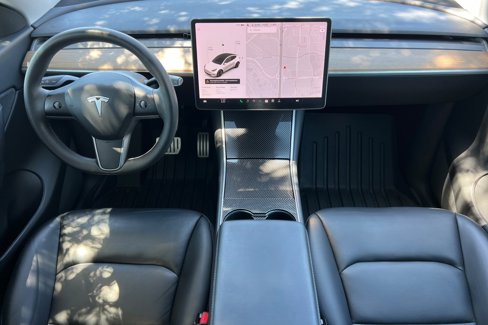 Used 2021 Tesla Model Y Performance image 15