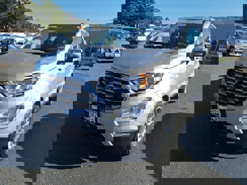 Used 2021 Ford EcoSport SE image 2