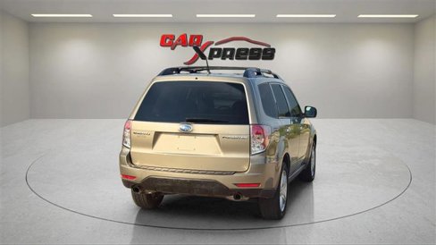 Used 2009 Subaru Forester 2.5X Limited image 10
