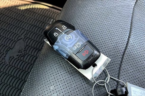 Used 2016 Ford Mustang Premium image 11
