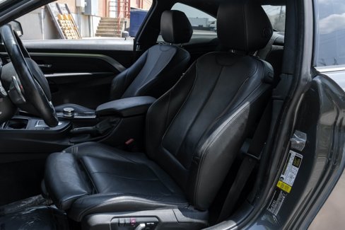 Used 2019 BMW 430i Coupe w/ Executive Package image 3