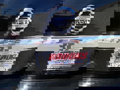 Used 2016 Nissan Quest SV image 13