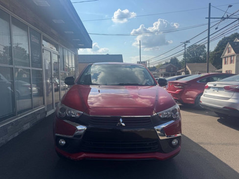 Used 2017 Mitsubishi Outlander Sport LE image 2