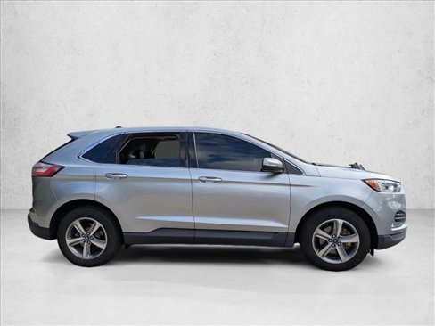Used 2020 Ford Edge SEL w/ Convenience Package image 4