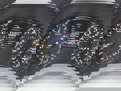 Used 2020 Nissan Pathfinder S image 20