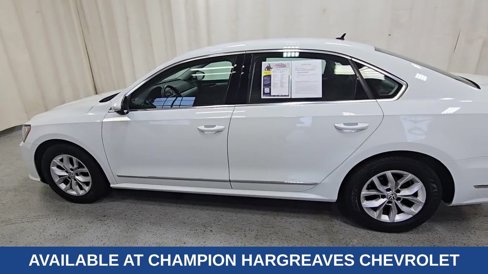 Used 2017 Volkswagen Passat 1.8T S image 8