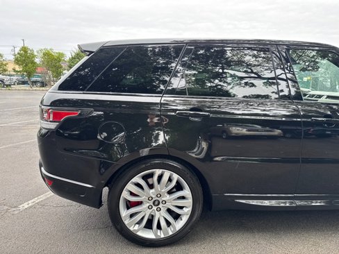 Used 2017 Land Rover Range Rover Sport HSE Dynamic image 10
