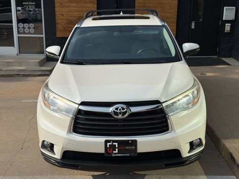 Used 2015 Toyota Highlander XLE image 8