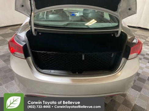 Used 2013 Hyundai Elantra Limited image 16