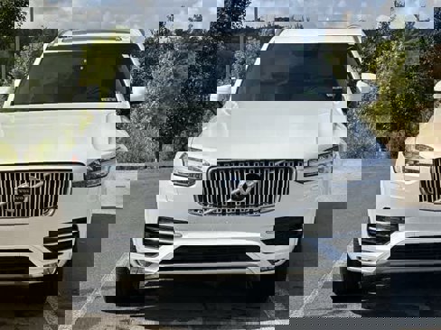 Used 2017 Volvo XC90 T6 Inscription w/ Vision Package image 21