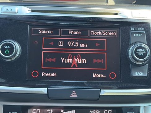 Used 2014 Honda Accord EX-L image 22