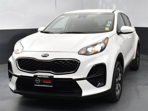 Used 2022 Kia Sportage LX image 5