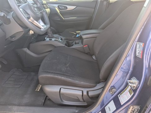 Used 2021 Nissan Rogue Sport S image 13