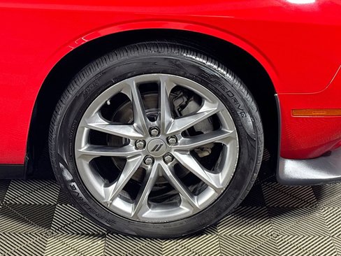 Used 2022 Dodge Challenger GT image 21