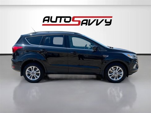 Used 2019 Ford Escape SEL image 8
