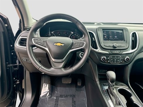 Used 2022 Chevrolet Equinox LT image 24