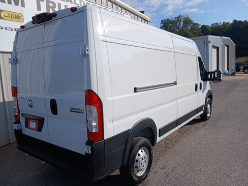 Used 2023 RAM ProMaster 2500 image 3