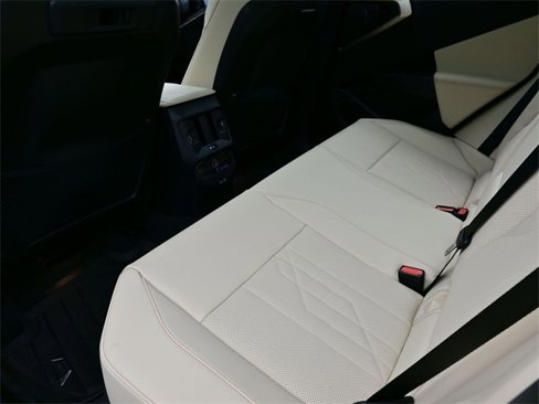 Used 2025 BMW X3 xDrive30i w/ Convenience Package image 18