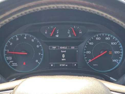 Used 2018 Chevrolet Equinox LT image 17