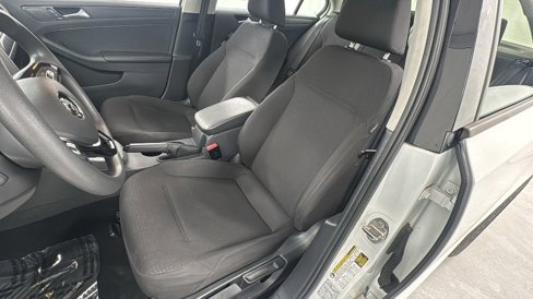 Used 2016 Volkswagen Jetta S image 10