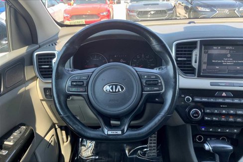 Used 2018 Kia Sportage SX image 5