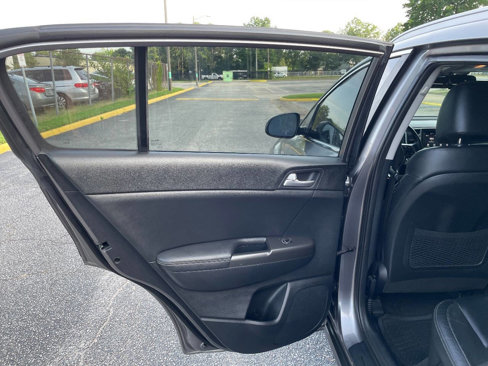 Used 2017 Kia Sportage EX image 26