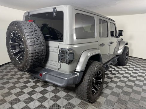 Used 2020 Jeep Wrangler Unlimited Sahara image 7