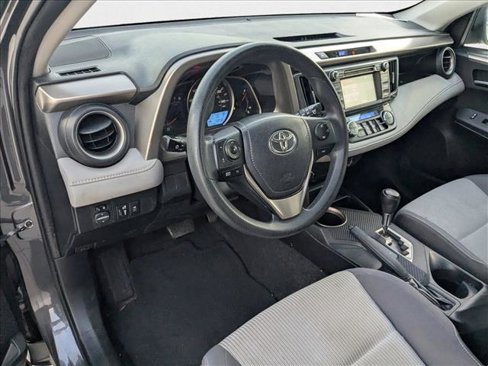 Used 2014 Toyota RAV4 XLE image 9