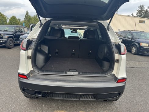 Certified 2022 Jeep Cherokee Latitude w/ Sun & Sound Group image 17