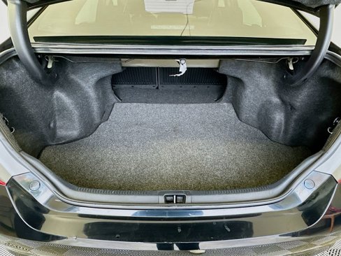 Used 2017 Toyota Camry XLE image 26