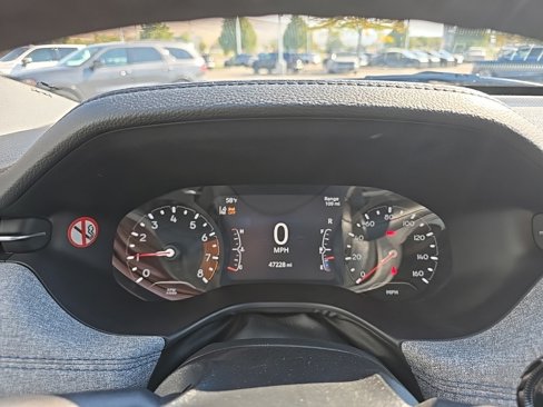 Used 2024 Jeep Compass Latitude image 17