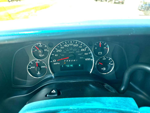 Used 2014 Chevrolet Express 2500 image 25